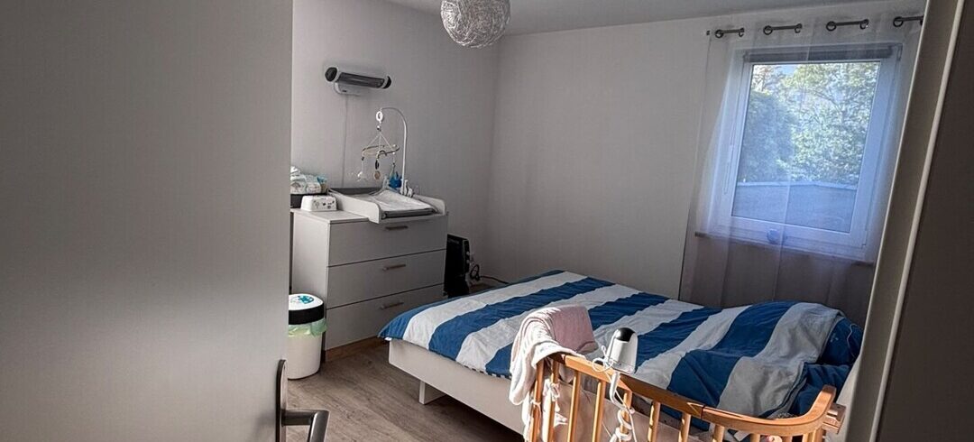 Schlafzimmer 1