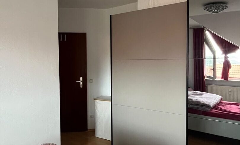 Schlafzimmer 1